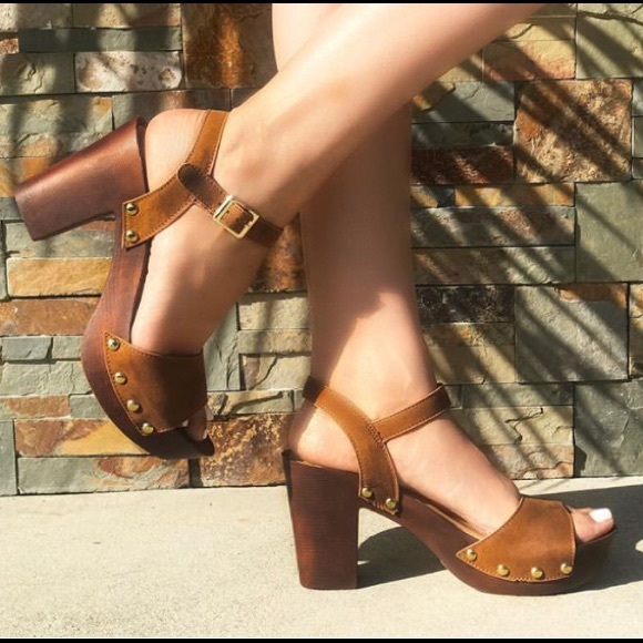 Shoes - New wooden like ankle strap size 8 left!